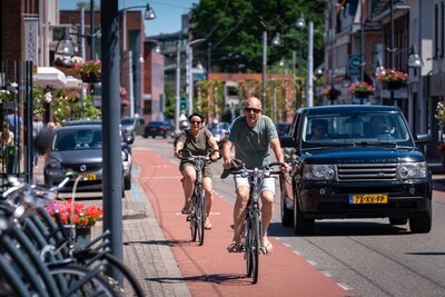 Dit zijn de plannen voor de Hoofdstraat in Velp: autoverkeer voor de helft verminderd