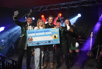 Samen sterk voor baby Sam: Albergen verrast met hartverwarmende inzameling