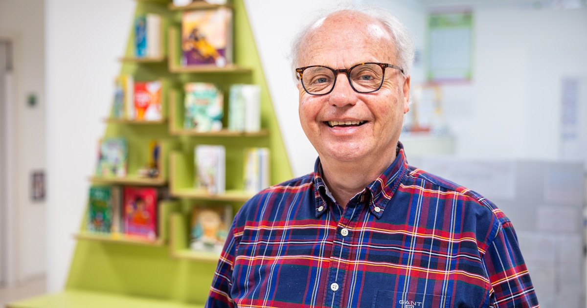 Meester Carles (66) dácht met pensioen te gaan: honderden mensen uit Ommen bezorgen hem een dilemma