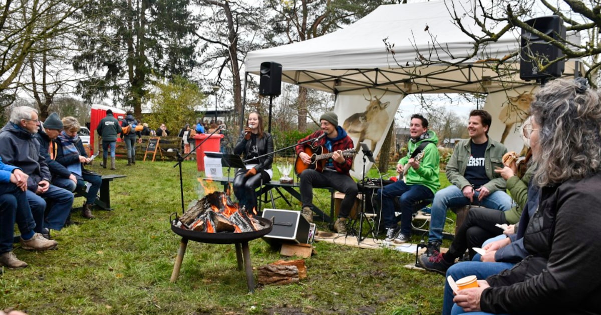 Dit stuurden jullie in: Midwinterwandeling voor jong en oud in Brummen • Een kerstconcert met een bi