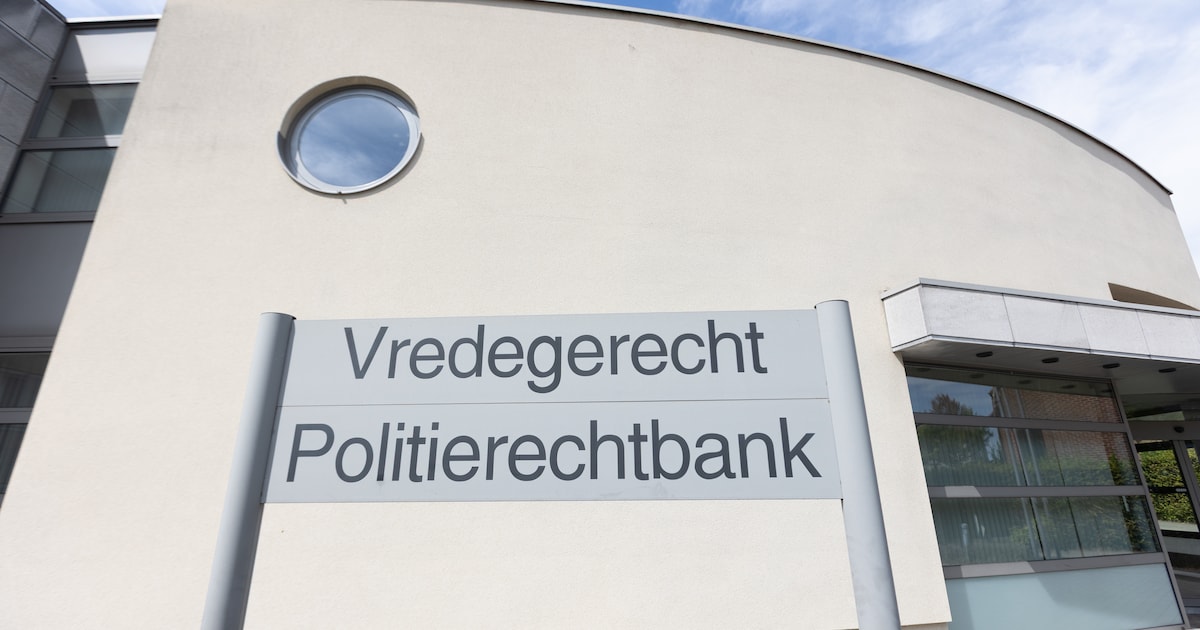 Vrouw (43) betrapt met 0,66 promille achter het stuur en reageert laconiek: “Ik heb al vaker geblaze