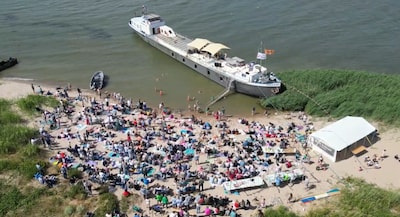 Duizend bezoekers verwacht bij interkerkelijke stranddienst in Woudrichem