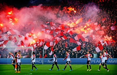 Feyenoordsupporter (32) had fakkel in zijn hand, nu staat hij voor rechter: ‘Verbazingwekkend’