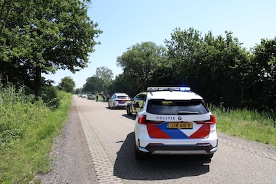 Fietser (59) overleden na aanrijding in Hellendoorn