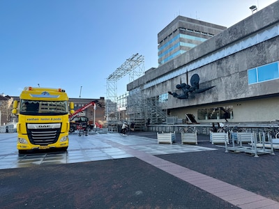 PSV-feestje uitgesteld, podium voor huldiging ongebruikt afgebroken