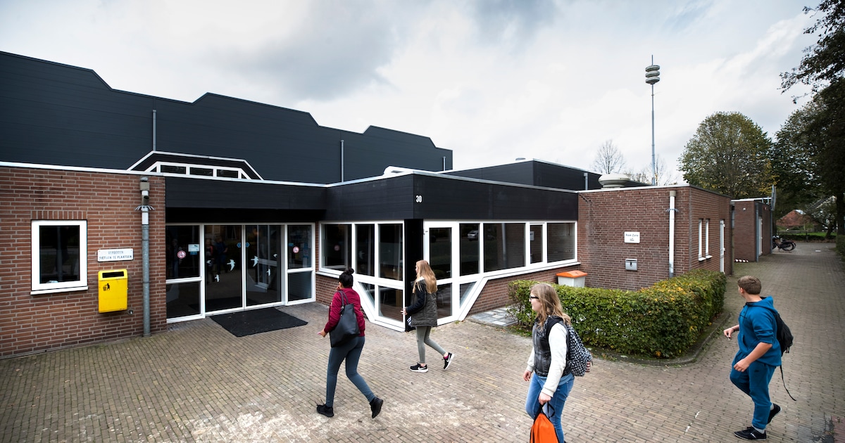 De Bilt sluit tijdelijk sporthallen met platte daken wegens sneeuw