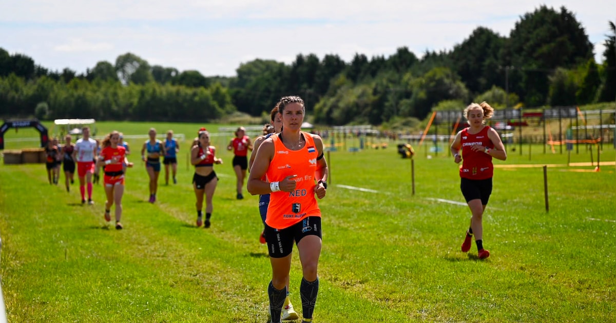 Tara van Erp wint twee keer zilver op WK Obstacle Course Racing: ‘Toen kwamen de emoties’