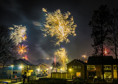 Burgemeester maakt zich geen illusies: vuurwerkvrij is niet zo zwart-wit, vuurwerkverbod Enschede ev