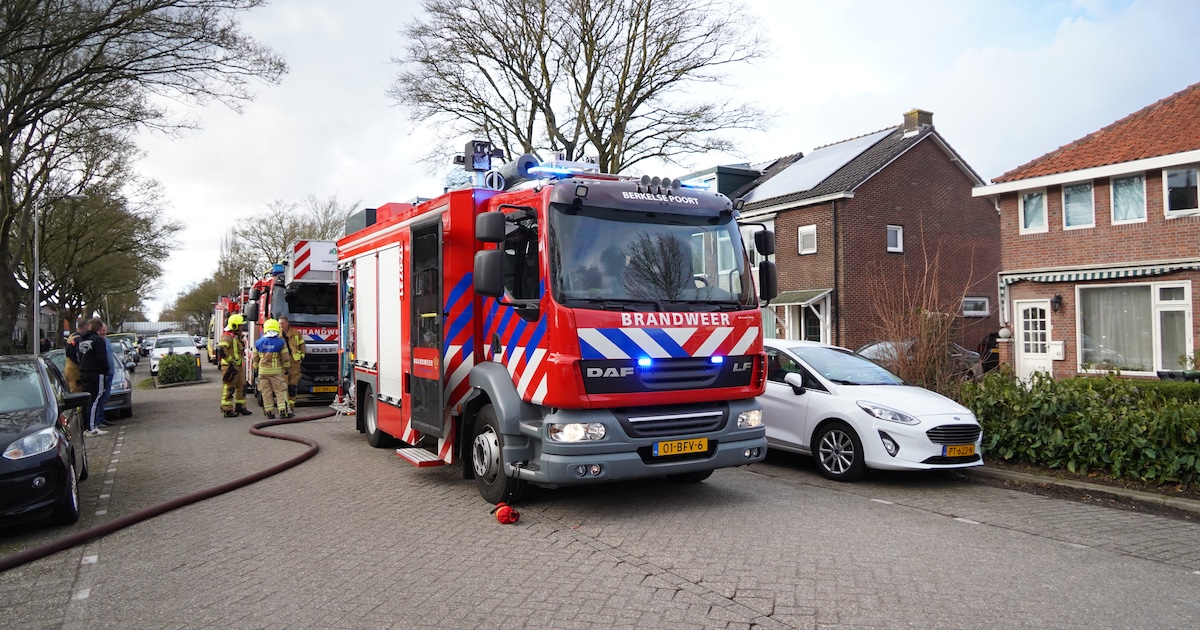 Brand in woning aan Hoeksekade in Bergschenhoek zorgt voor flinke rookontwikkeling