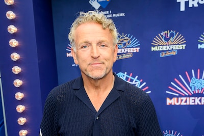 Gordon maakt zijn debuut als babs en Kirsten viert de liefde met Nick