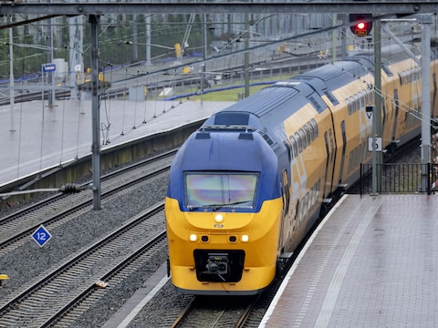 Prijsstijging valt mee: treinkaartjes en abonnementen NS gemiddeld volgend jaar ‘slechts’ 6,5 procent duurder