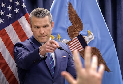 epaselect-epa12798058-us-secretary-of-defense-pete-hegseth-speaks-during-a-press-conference-at-centcom-headquarters-at-macdill-air-force-base-in-tampa-florida-usa-05-march-2026-us-central-command-s-cooper-alongside-hegseth-provided-an-update-on-the-war-against-iran-and-the-ongoing-military-campaign-operation-epic-fury-epa-cristobal-herrera-ulashkevich