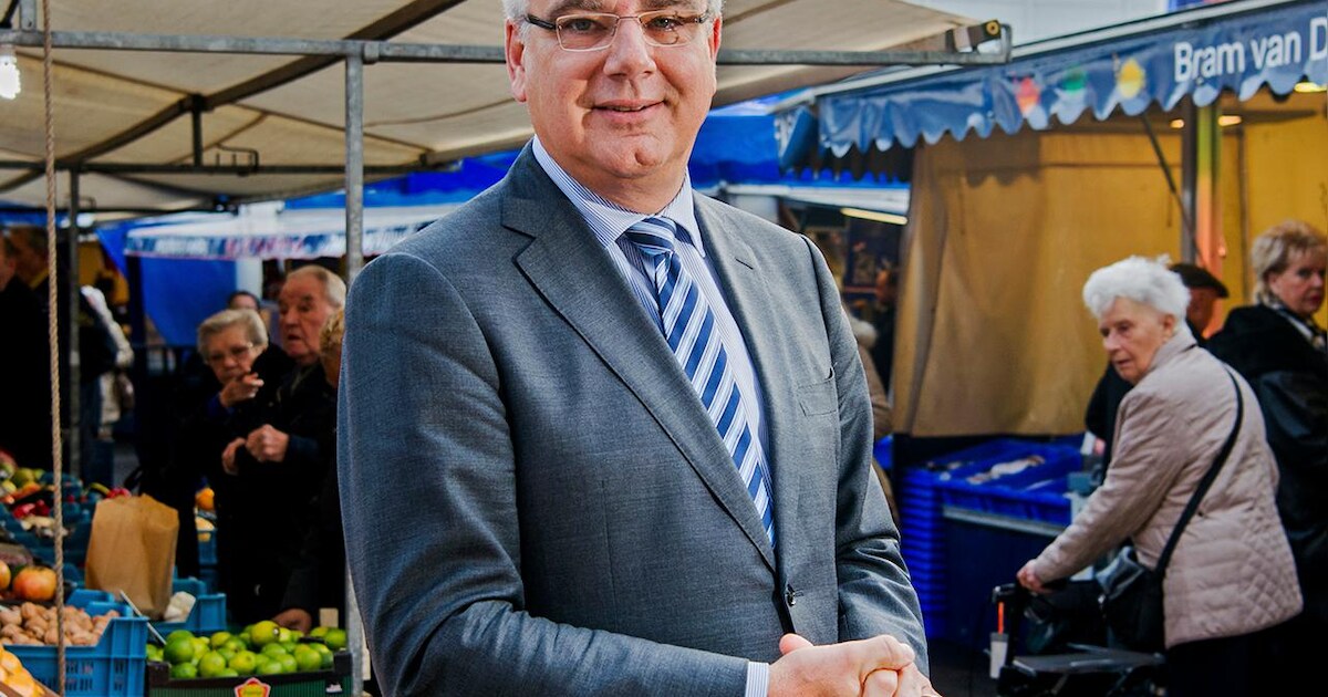 Oud-burgemeester Koen van Capelle naar Katwijk | Regio | AD.nl