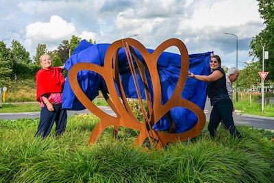 ‘Openluchtmuseum’ voor moderne kunst op rotonde in Soest: steeds weer een andere creatie te zien