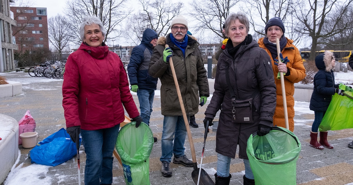 Hartverwarmend! Amersfoortse buurt Liendert wordt ijsvrij gemaakt: ‘Leuke manier om anderen te leren