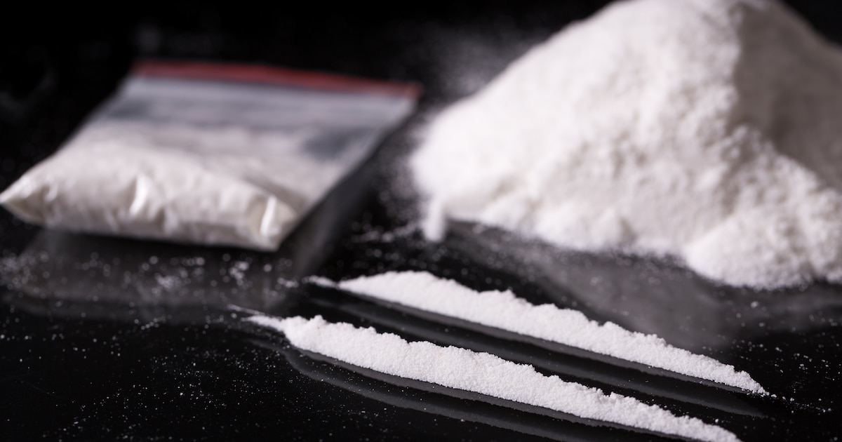 Drie personen aangehouden voor drugs dealen in Krispijn | Regio | AD.nl