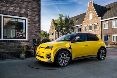 Car becomes mobile home battery and can lower energy bills