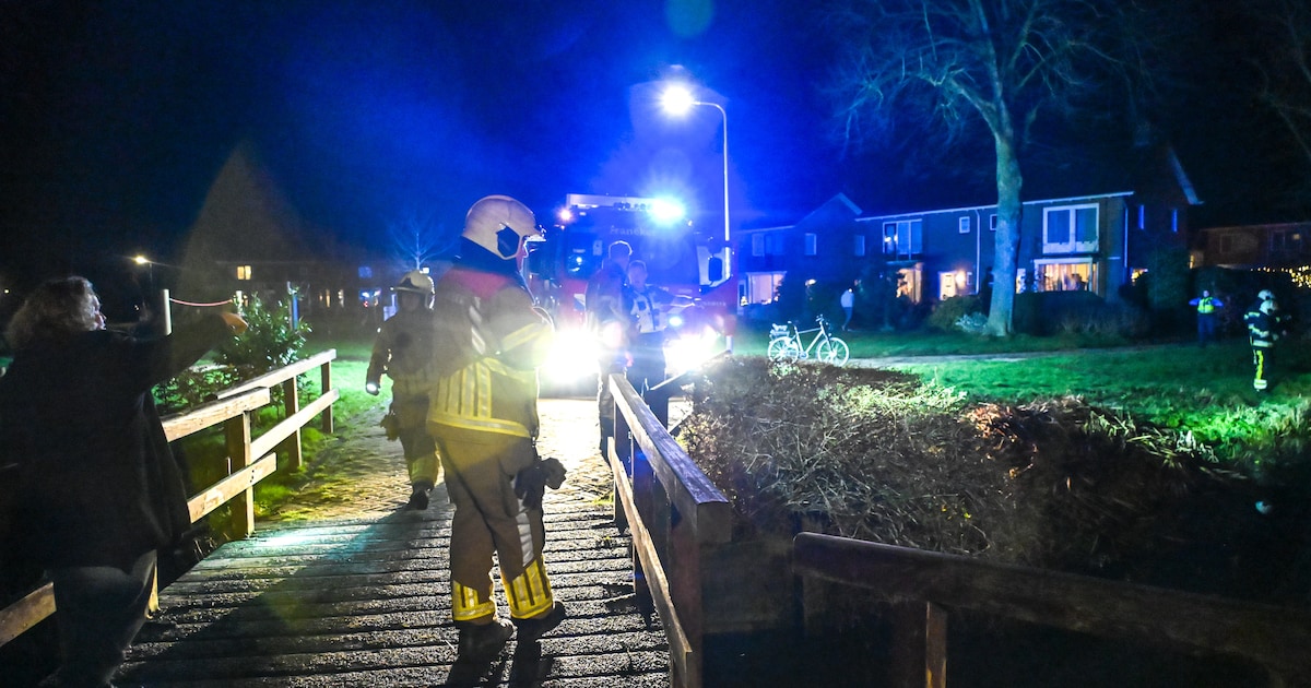 Kinderfiets in het water leidt tot grote inzet hulpdiensten in Franeker