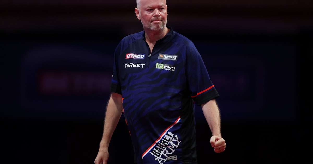LIVE WK darts | Raymond van Barneveld begonnen aan 33ste wereldkampioenschap tegen Zwitser Stefan Be