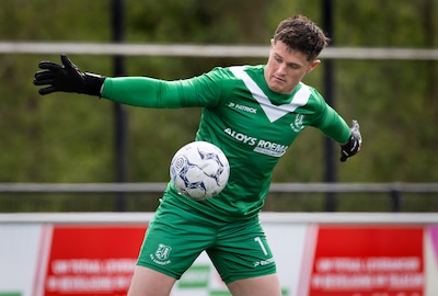 Pax bijna kampioen • SDOUC blij met bonuspunt tegen Longa’30 dat verder moet zonder doelman Van Ring