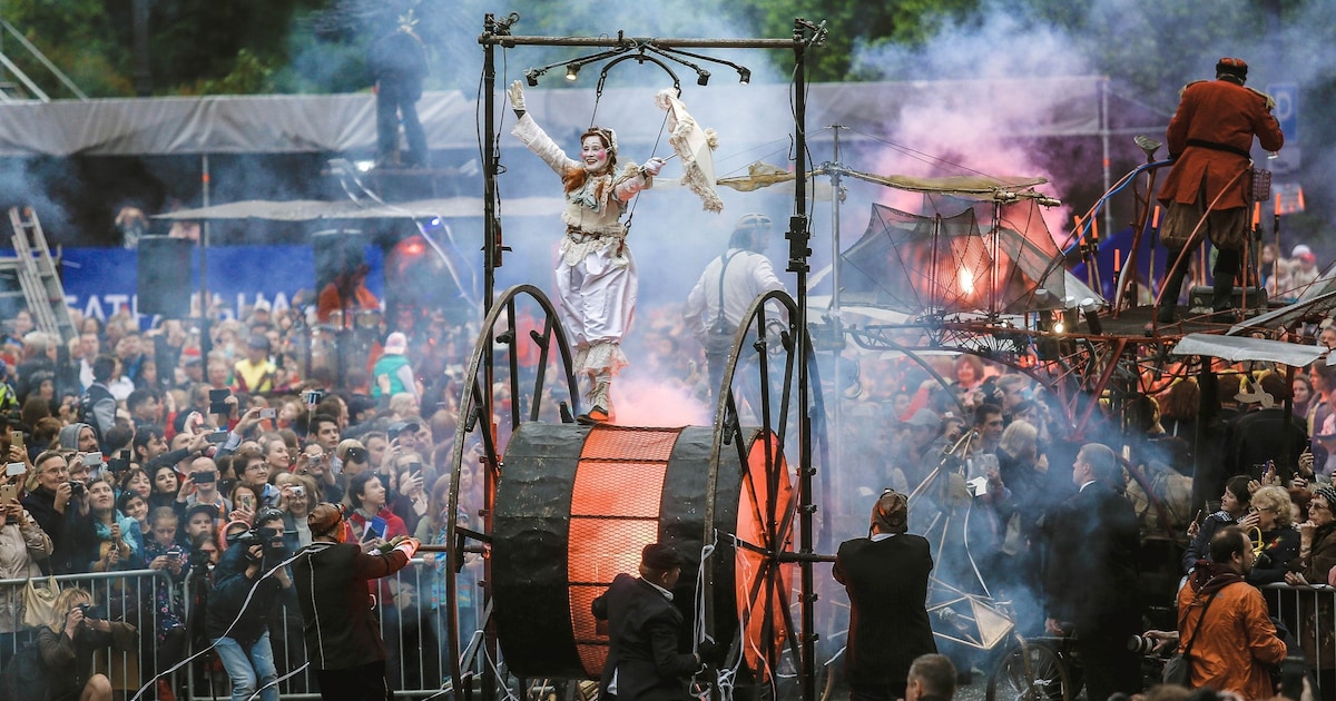 Parkstadroute opent in Simpelveld met vuurparades en festiviteiten