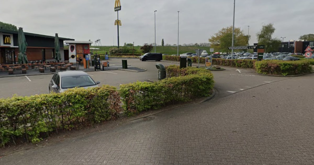 Lidl-tas wisselt bij de McDonald’s van eigenaar, dan vindt de politie enorme hoeveelheid drugs