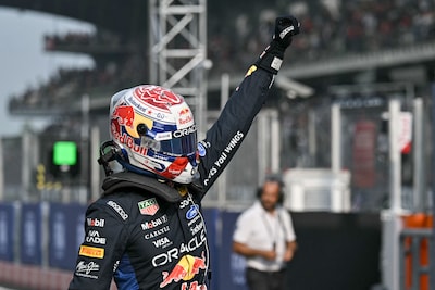 Oppermachtige Verstappen heeft pole te pakken en start in Maleisië voor het eerst dit seizoen vooraan