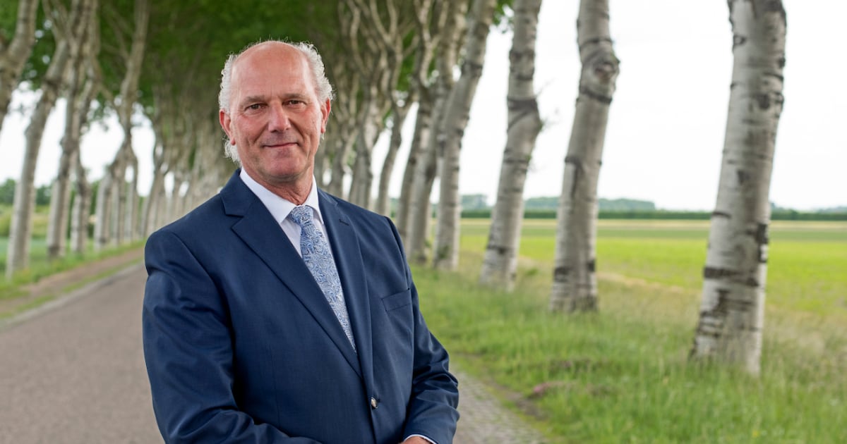 Op een na langstzittende wethouder van Nederland stopt: Adrie van der Maas legt functie plotseling n