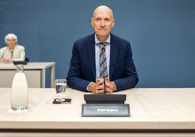 Kuipers berekende dat minimaal 2500 mensen op ic konden belanden: ‘En we hadden maar 900 ic-bedden’