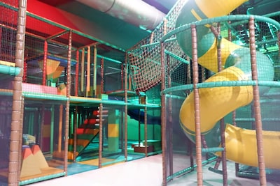 Alle klimvriendjes verzamelen! Monkey Town in de Mall opent deze week