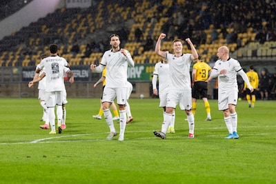Dramatische reeks ADO Den Haag eindigt bij Roda JC: eerste zege voor koploper sinds half december
