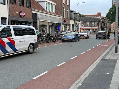 Straatruzie in Deventer loopt uit de hand: banden van auto lek gestoken