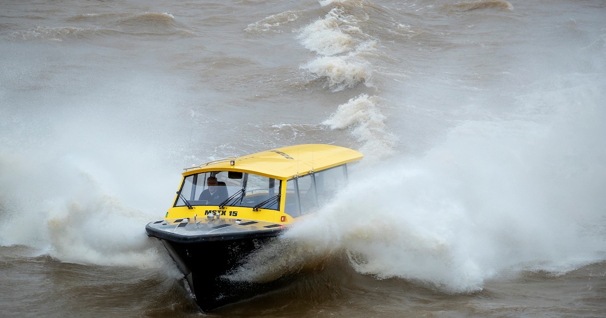 Nieuwe steigers geopend in buitenhaven Spijkenisse