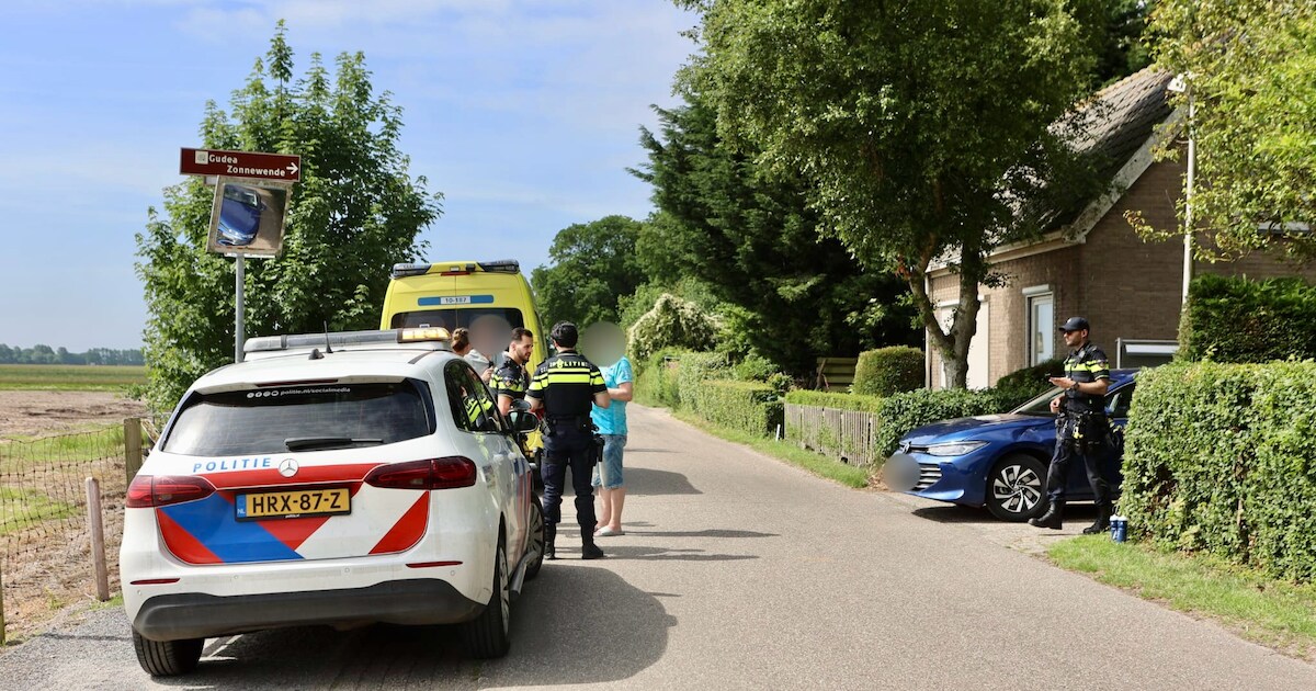 Aanrijding tussen fietser en auto in Sint Maartensbrug