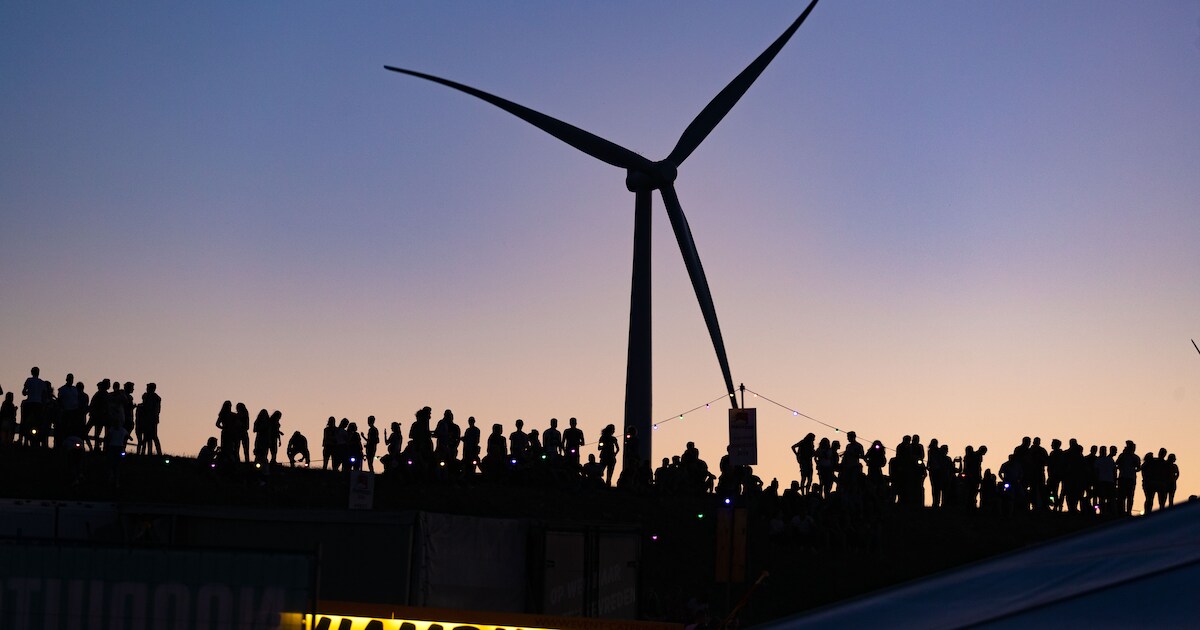 Jongeren kunnen eerder feesten op dit populaire feest in de polder: ‘Langer genieten na hard werken’