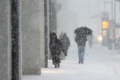 Lezers over gladheid: ‘gemeenten moeten meer strooien, maar ‘pak zelf ook die schep’