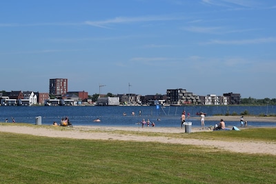 Woerdense waterspektakel aan de Cattenbroekerplas