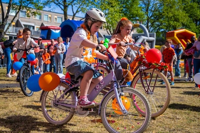 Koninklijk genieten: Koningsdag in Bergen op Zoom in beeld