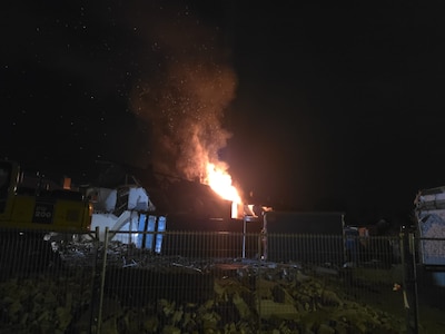 Zelfs de brandweer is de tel kwijt: opnieuw slaan vlammen uit omstreden sloopwoningen in Zwolle