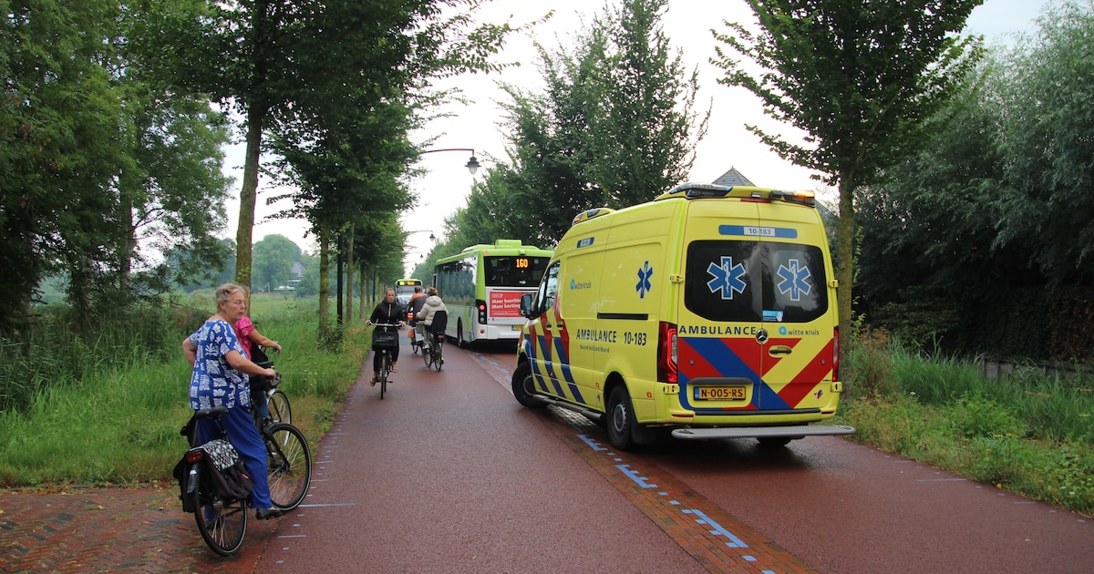 Fietser gewond na aanrijding met lijnbus in Heerhugowaard