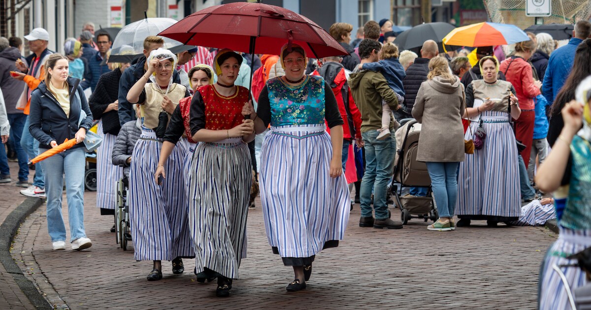 Visserijdag en braderie brengen Diffelen in Urker sferen