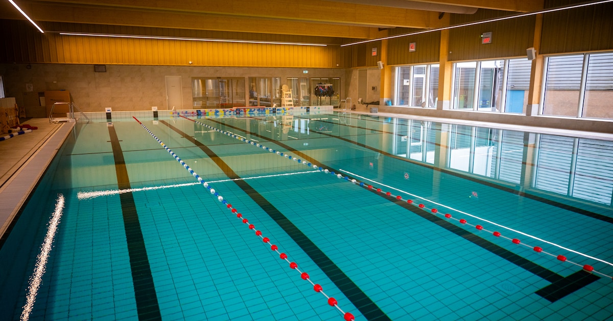 Minder mobiele zwemmers kunnen (nog) niet terecht in nieuw zwembad Roelofarendsveen: tillift ontbree