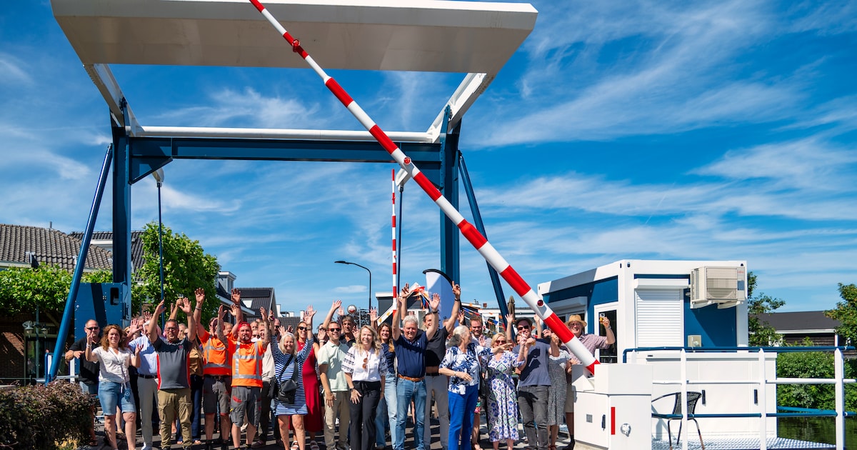 Heulbrug en Herenweg in Vinkeveen officieel geopend
