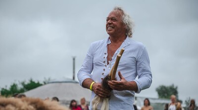 Veertig stands en een volle camping: negende editie van spiritueel Chapat Festival in Reusel