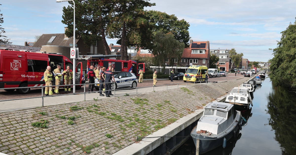 Politie controleert auto met vals kenteken, inzittenden kiezen bijzondere verstopplekken
