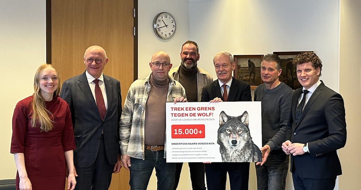 Petitie tegen wolf aangeboden in Barneveld