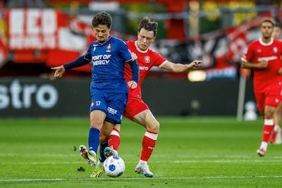 FC Twente in tweede helft onder druk tegen brutaal Telstar