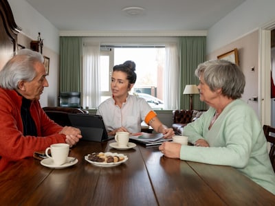 Alzheimer Café Zutphen bespreekt opname in verpleeghuis