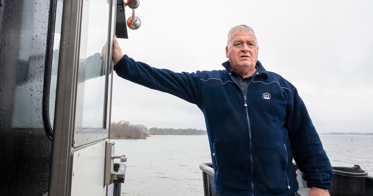 Na 100.000 keer heen en weer vindt pontbaas Jan (67) het mooi geweest: ‘Elk tochtje was anders’