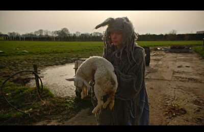 Bij deze expo in Zutphen loop je als een schaap tussen hekwerk: ‘Je voelt dat de wolf kan komen’